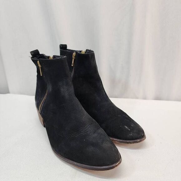 Steve Madden Size 9 Black Suede Leather Size Zipper Ankle Bootie - Picture 1 of 11